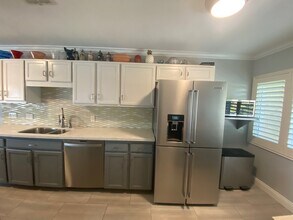 5187 Alumni Pl in San Diego, CA - Building Photo - Building Photo