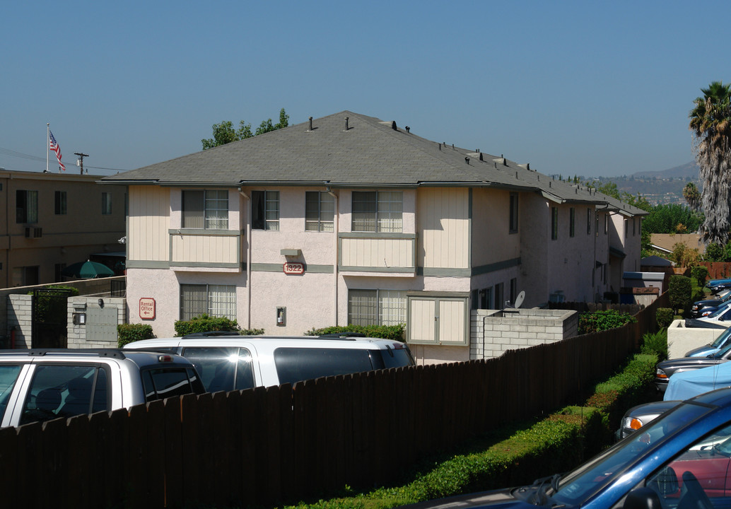 Bostonia Highland Townhomes in El Cajon, CA - Building Photo