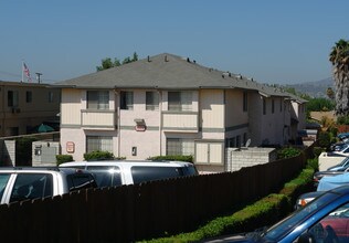 Bostonia Highland Townhomes in El Cajon, CA - Building Photo - Building Photo