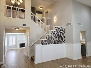 293 Cameron Hill Ct in Henderson, NV - Building Photo - Building Photo