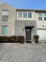 465 E Santa Fe Ave in Pittsburg, CA - Building Photo