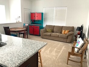 8780 Shapley St in Orlando, FL - Building Photo - Building Photo
