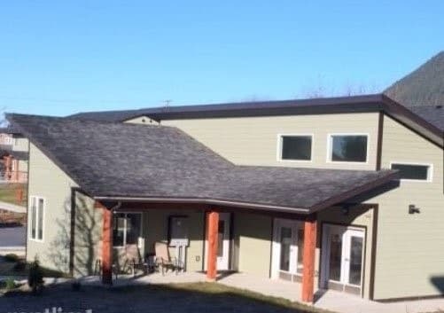 105 Burkhart Dr in Sitka, AK - Building Photo - Building Photo