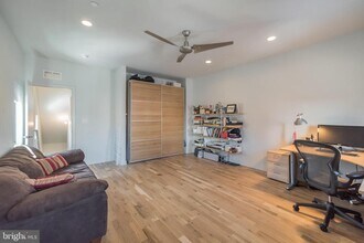 439 Moyer St in Philadelphia, PA - Building Photo - Building Photo