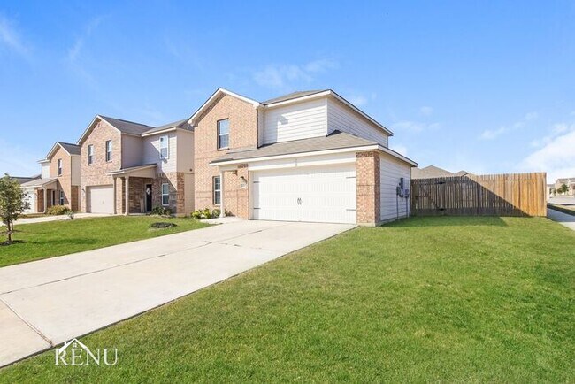 300 Sunnymeade Ln in Jarrell, TX - Building Photo - Building Photo