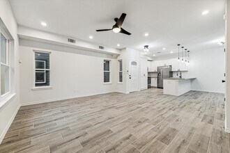 978 Marjorie St in Houston, TX - Building Photo - Building Photo