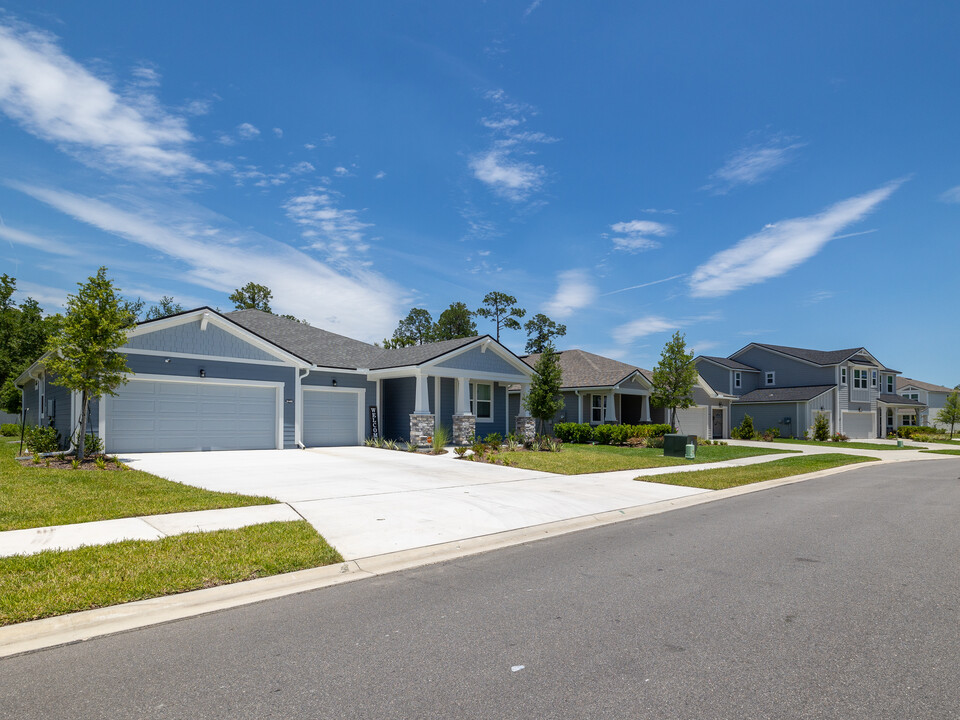 Olde Mandarin Estates in Jacksonville, FL - Building Photo