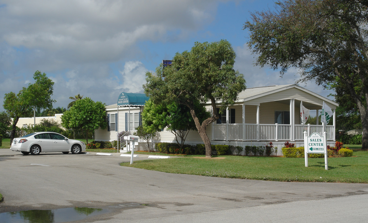 Rexmere Village in Davie, FL - Building Photo