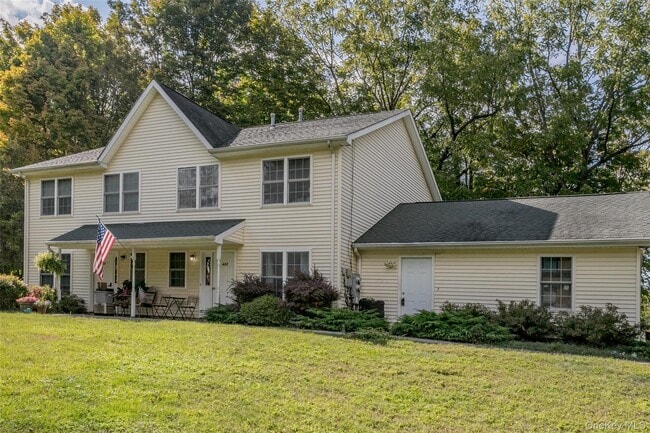 property at 421 Kings Hwy