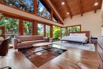 6960 Mira Flores Ave in Coral Gables, FL - Building Photo - Building Photo
