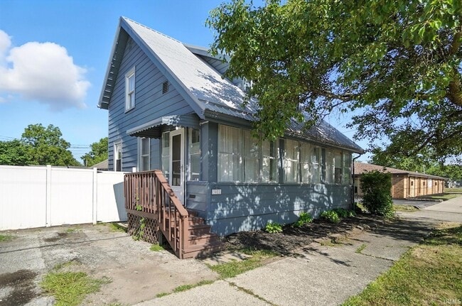 property at 3022 S Wayne Ave