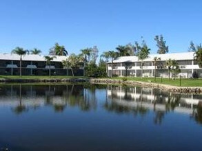 Coral Waters Apartments in Ft. Myers, FL - Building Photo - Building Photo