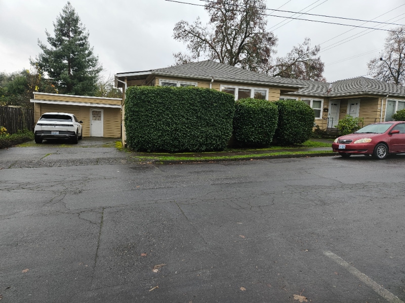 9206-9210 N John Ave in Portland, OR - Foto de edificio