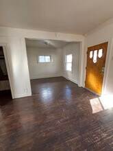 330 E Lake St in Toledo, OH - Building Photo - Building Photo