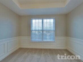 825 Old Forester Ln in Charlotte, NC - Foto de edificio - Building Photo