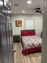 141 Echols St in Prairie View, TX - Building Photo