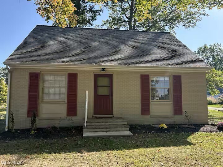 2542 W 8th St in Ashtabula, OH - Building Photo