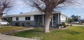 7815 Mango Ave in Fontana, CA - Building Photo