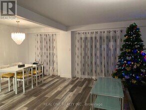 37 Middleton Ct in Markham, ON - Building Photo - Building Photo