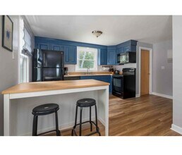 240 Ridge Rd in York, ME - Building Photo - Building Photo