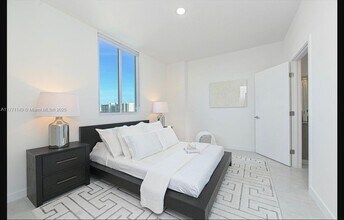 514 SW 22nd Ave in Miami, FL - Building Photo - Building Photo