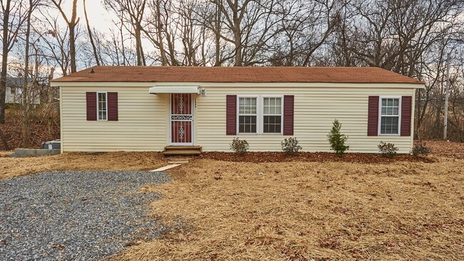 property at 2644 Hwy 41 S