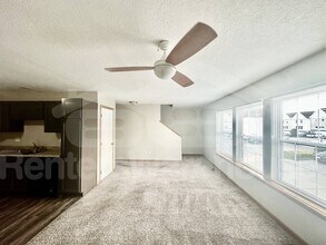 1166 SE Village View Ln in Ankeny, IA - Building Photo - Building Photo