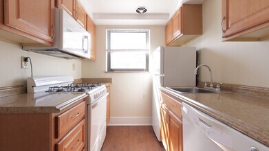 The Oliver in Dormont, PA - Foto de edificio - Building Photo