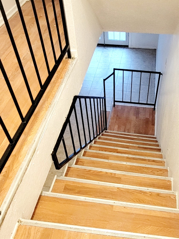 property at 9503 Olde Towne Row