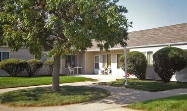 930 S Taft Ave in North Platte, NE - Building Photo - Building Photo