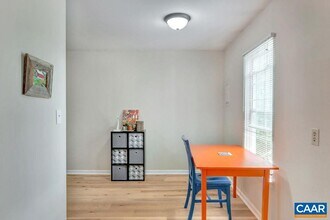 1242 Villa Ln in Charlottesville, VA - Building Photo - Building Photo