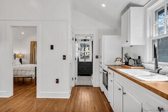 69 Waterside Ln in Clinton, CT - Building Photo - Building Photo