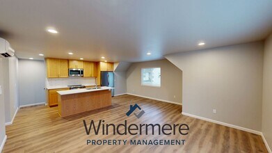 705 1/2-707 1/2 Woodlawn St in Walla Walla, WA - Building Photo - Building Photo