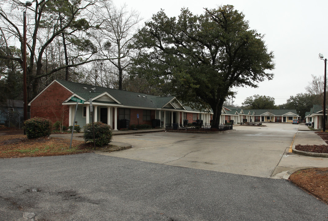 1624 E Montague Ave in North Charleston, SC - Building Photo