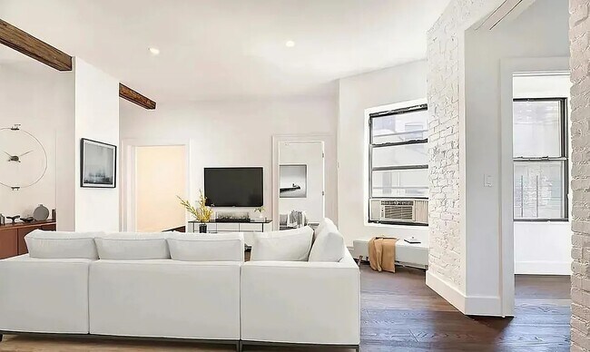 198 Rivington St in New York, NY - Building Photo - Building Photo