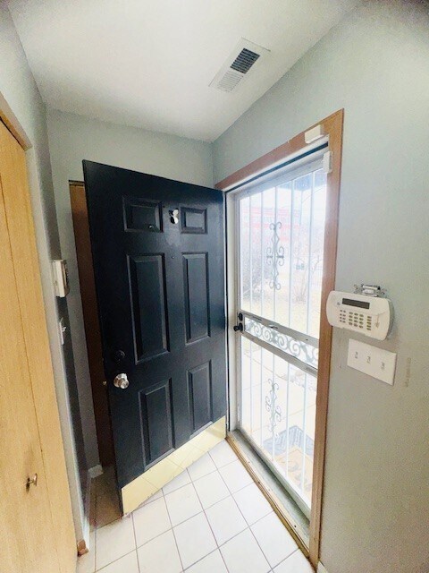 7853 S Normal Ave in Chicago, IL - Building Photo - Building Photo