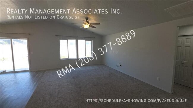 13127 S Catawba River Ave in Nampa, ID - Foto de edificio - Building Photo