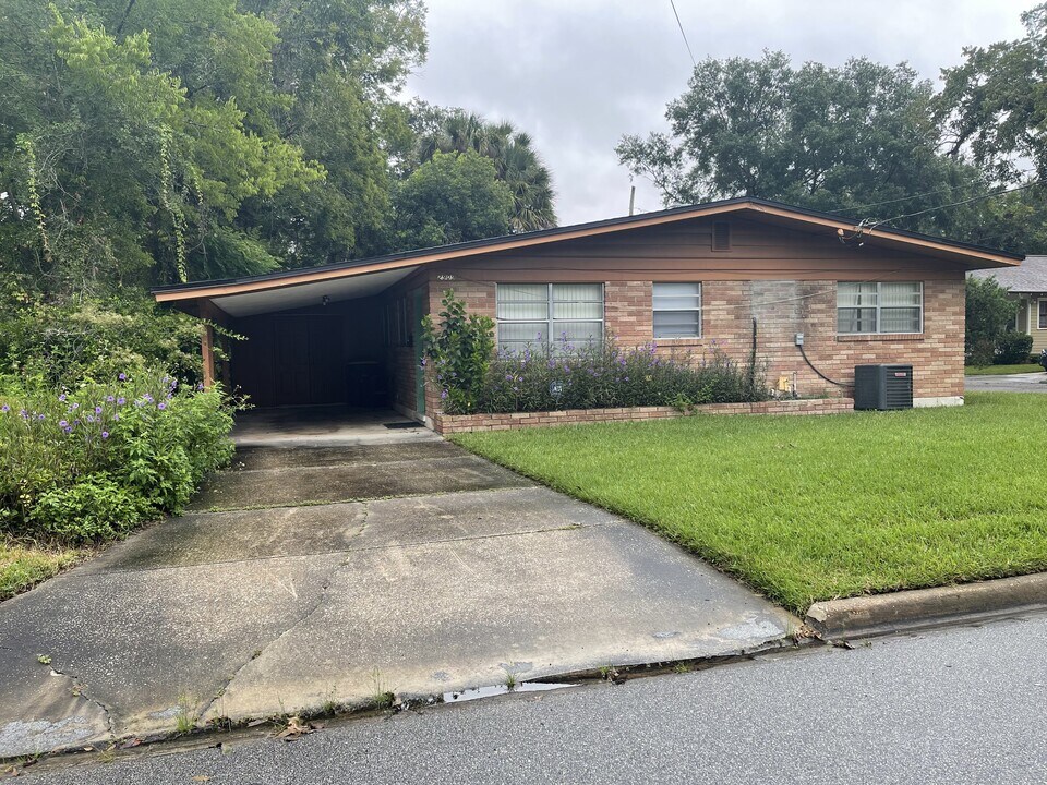 2909 Collier Ave in Jacksonville, FL - Building Photo