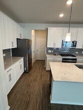 3415 Avondale Vw Dr in Houston, TX - Building Photo - Building Photo