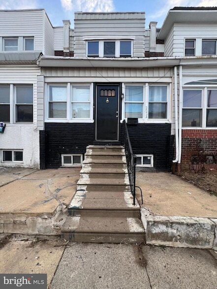 property at 2024 Bonaffon St