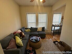 1054 Cambridge St in Cambridge, MA - Building Photo