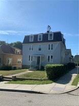 1 Farnsworth St in New London, CT - Building Photo