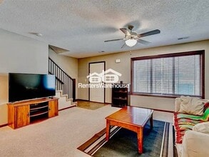 1207 NE 7th Ln in Ankeny, IA - Foto de edificio - Building Photo