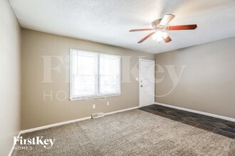 1909 SW Keystone Dr in Blue Springs, MO - Building Photo - Building Photo