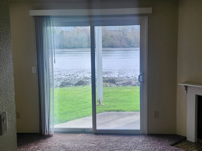 19773 3rd Ave NW, Unit 19764 3rd Ave. NW, 43 in Poulsbo, WA - Foto de edificio - Building Photo