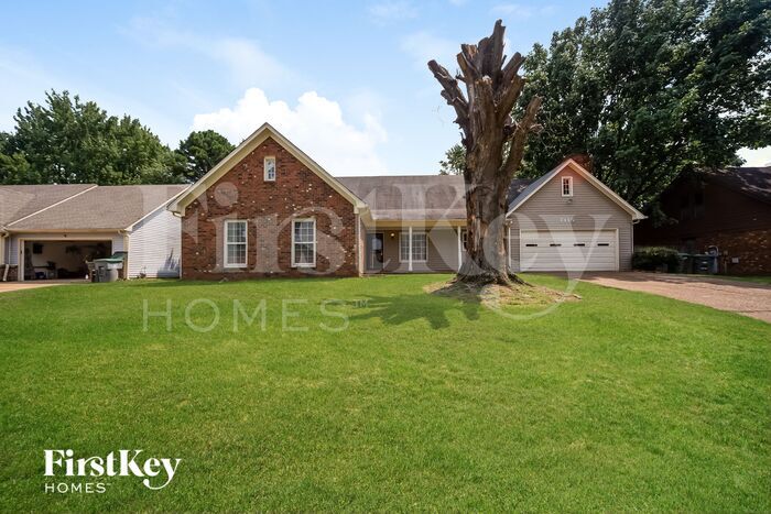 7115 Falls Hollow Cove in Memphis, TN - Building Photo