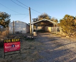 2201.5 Stanford Ave in Alamogordo, NM - Building Photo