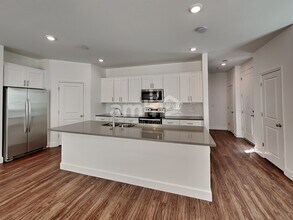 9139 Liberty Cap Ct in Las Vegas, NV - Foto de edificio - Building Photo