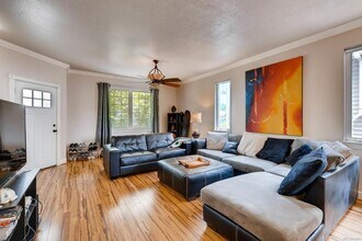 2687 S University Blvd in Denver, CO - Foto de edificio - Building Photo
