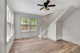 115 Ashley Ave in Charleston, SC - Foto de edificio - Building Photo